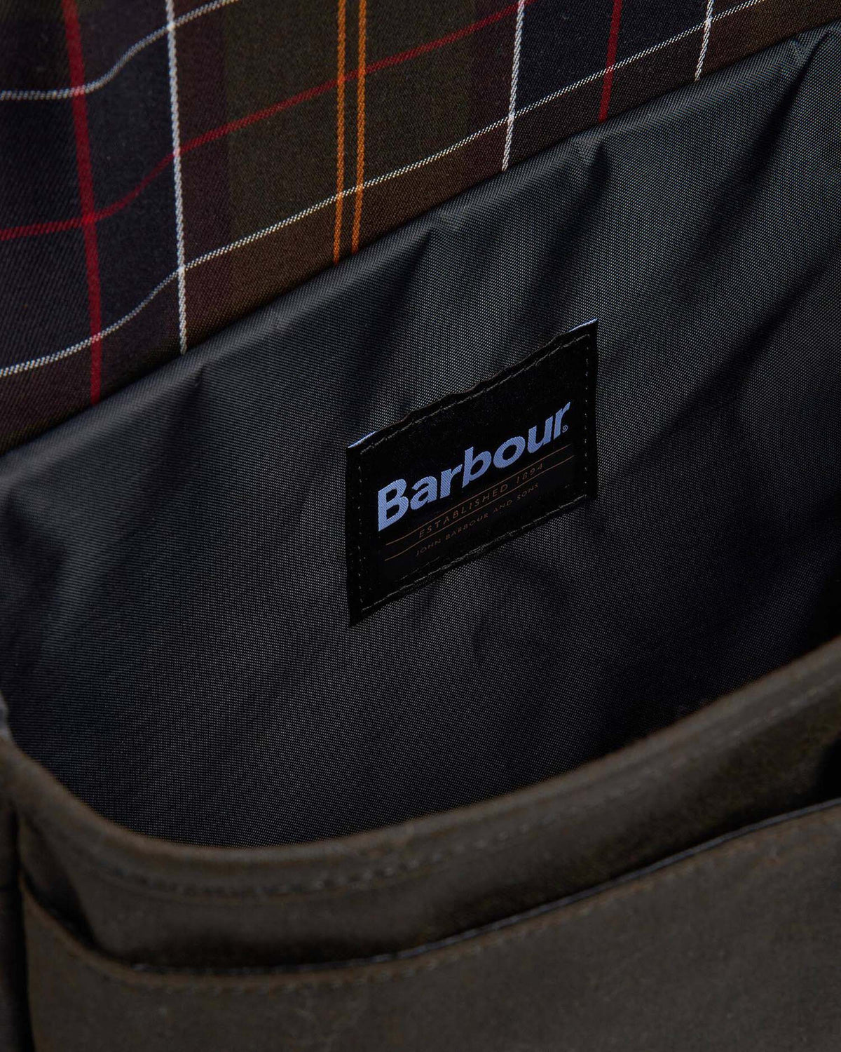 Barbour Heritage Field Waxed Messenger Bag - Olive / Black | Barbour Bags | Jeanstore