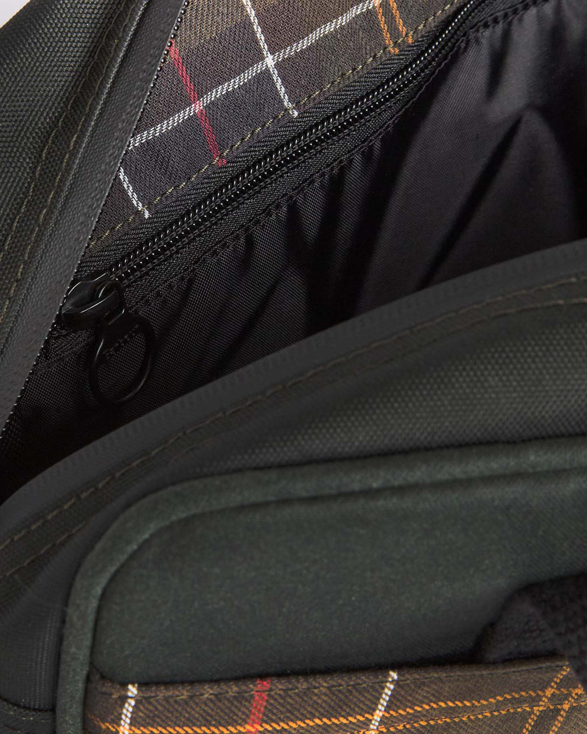 Barbour Heritage Field Waxed Laptop Bag - Sage