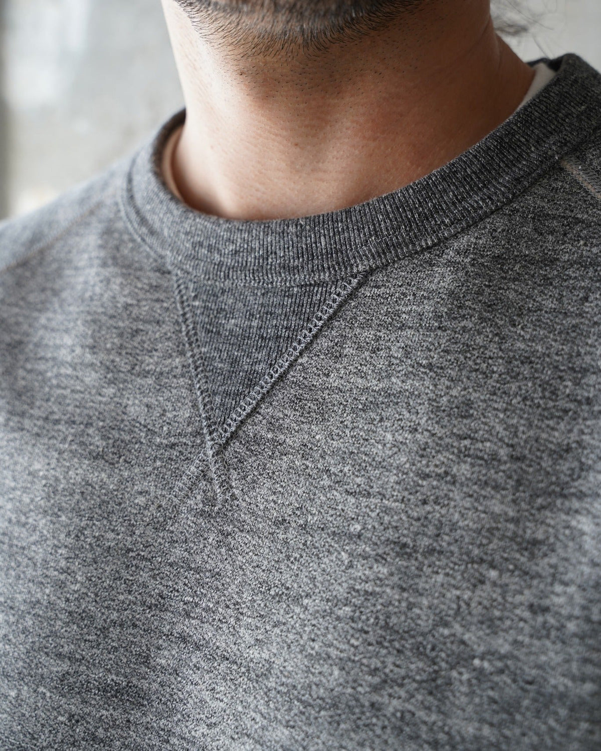 Wonder Looper Fleeced Foxfibre® Pullover Crew Neck - Charcoal | Wonder Looper Sweaters & Knitwear | JEANSTORE