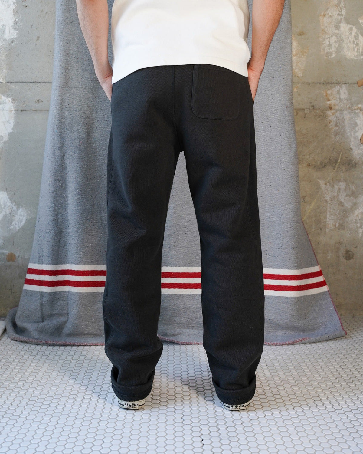 Wonder Looper 876gsm Double Heavyweight French Terry Sweatpants - Sumi Black