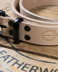 Barnes and Moore Garrison Leather Belt - Natural / Black | Barnes and Moore Belts | JEANSTORE