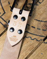 Barnes and Moore Garrison Leather Belt - Natural / Black | Barnes and Moore Belts | JEANSTORE