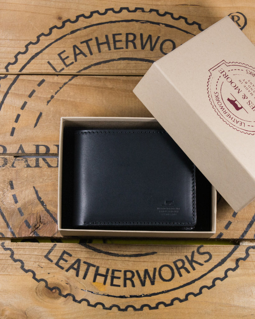 Barnes and Moore Longshore Folding Leather Wallet - Black