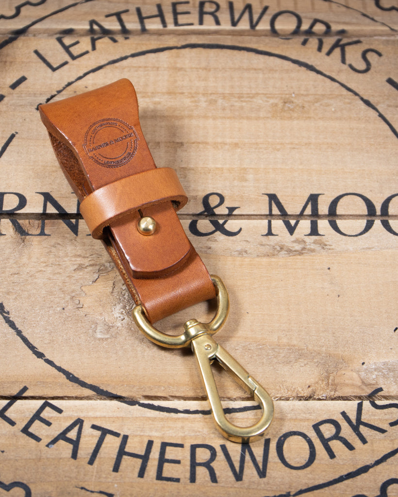 Barnes and Moore Yardman II Leather Key Fob - Tan | Barnes and Moore Wallets & Key Fobs | JEANSTORE