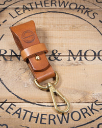 Barnes and Moore Yardman II Leather Key Fob - Tan | Barnes and Moore Wallets & Key Fobs | JEANSTORE