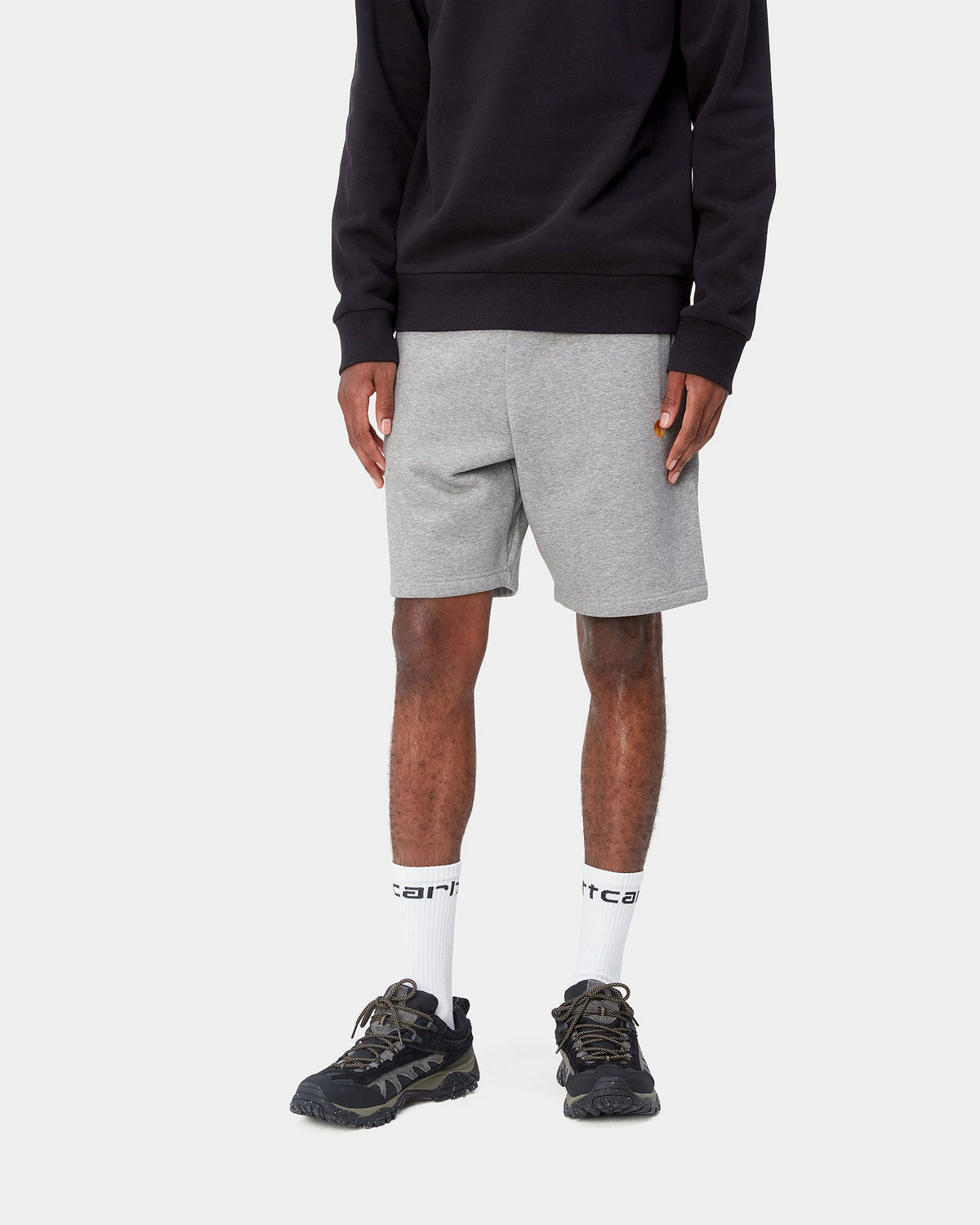 Carhartt WIP Chase Sweat Shorts - Grey Heather / Gold | Carhartt WIP Shorts | JEANSTORE