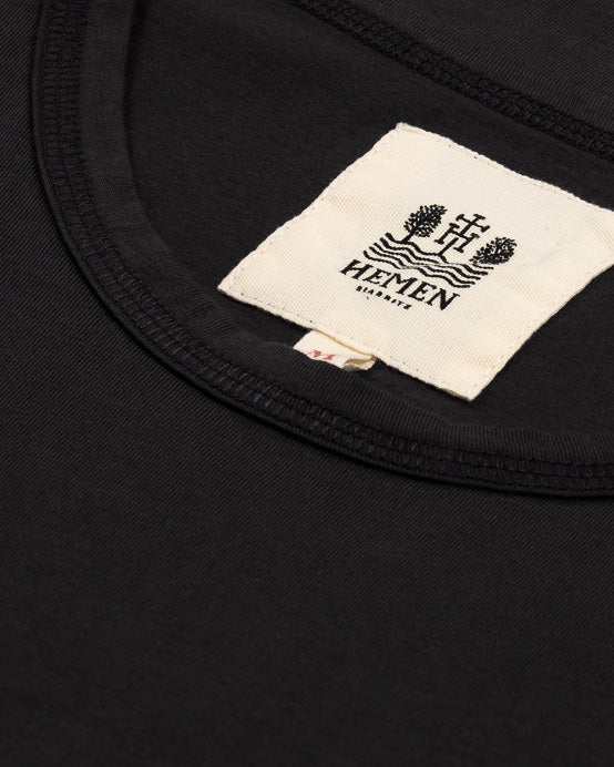Hemen Biarritz Dani Tee - Black | Hemen Biarritz T Shirts | JEANSTORE