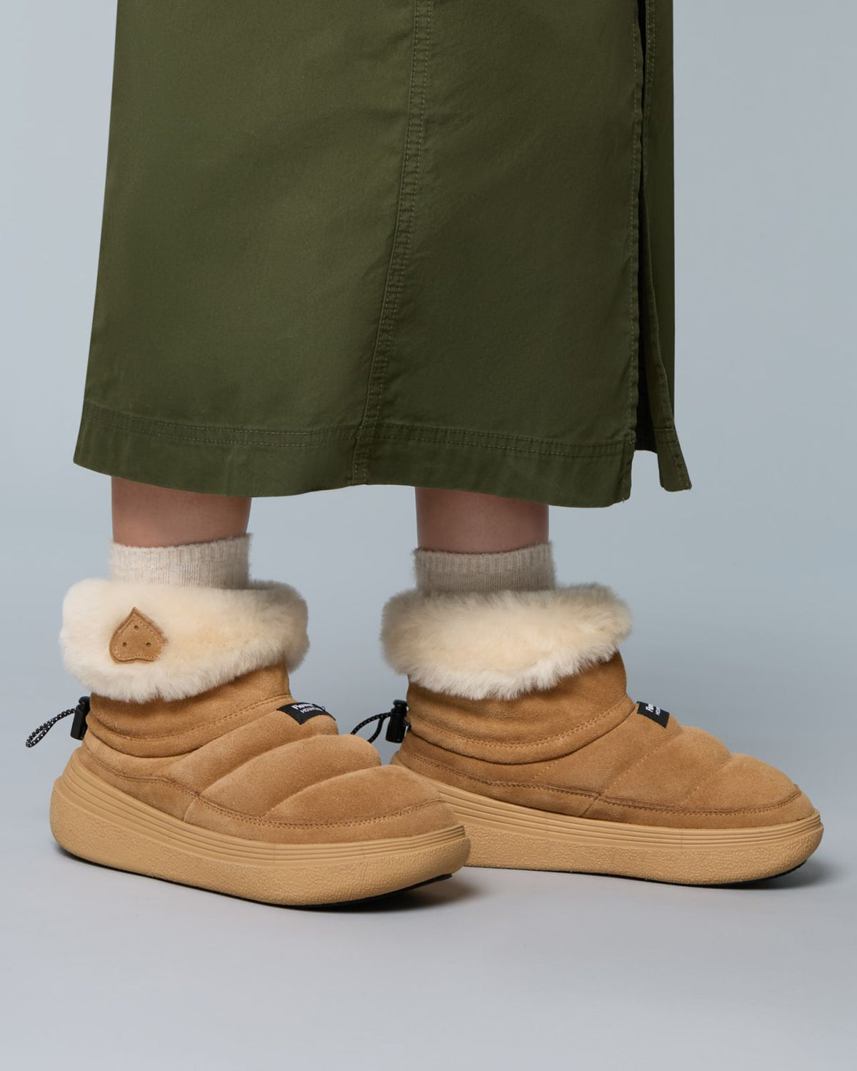Flower Mountain Womens Fami Mid Suede & Shearling - Brown