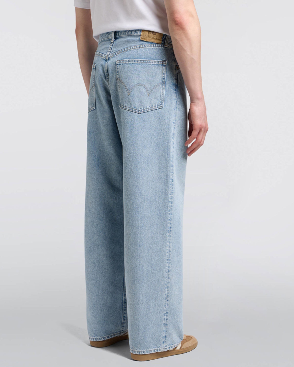Edwin Made in Japan Wide Pant Loose Mens Jeans - 12.5oz Kaihara Pure Indigo Openend Denim / Blue Light Used | Edwin Jeans | Jeanstore