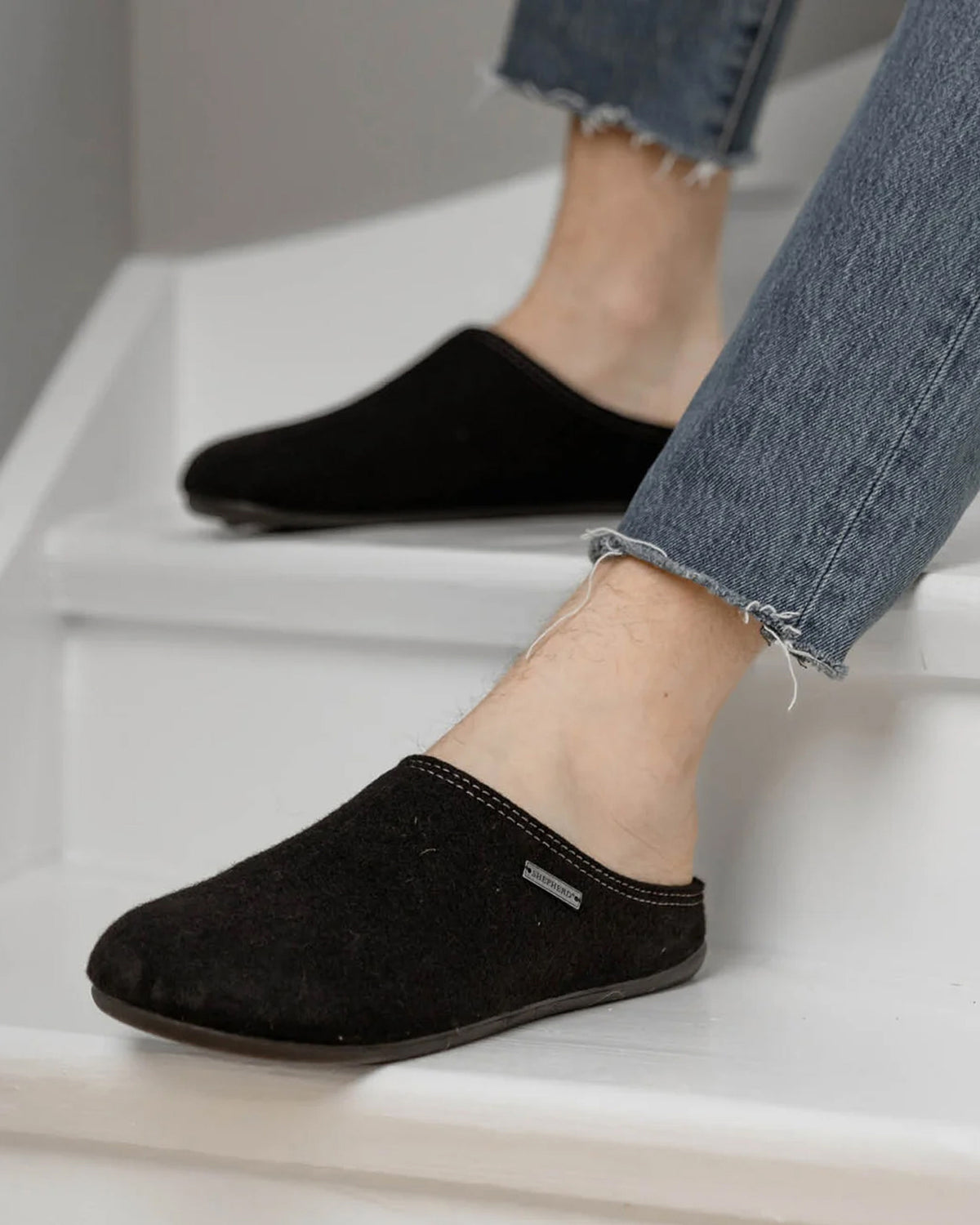 Shepherd® Of Sweden Jon Wool Slippers - Black