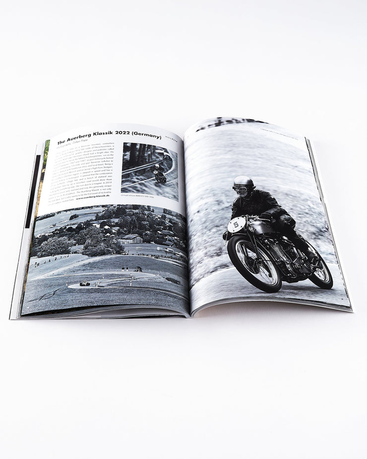 Clutch Magazine Vol. 89 & Mens File 27 - 2023.2 | World Club Lightning Miscellaneous | JEANSTORE