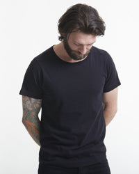 Merz b. Schwanen 4.6oz 1950s Loopwheeled Tee - Deep Black | Merz b. Schwanen T Shirts | JEANSTORE