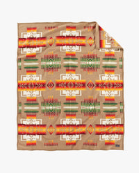 Pendleton Chief Joseph Jacquard Robe Blanket - Khaki | Pendleton Lifestyle | JEANSTORE