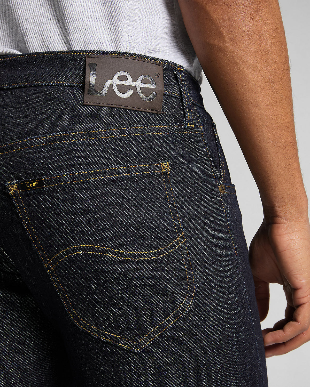 Lee Daren Zip Fly Regular Fit Mens Jeans - Rinse | Lee Jeans | JEANSTORE