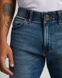 Lee Straight Fit Extreme Motion Mens Jeans - General | Lee Jeans | JEANSTORE