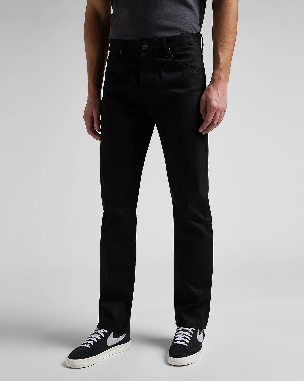 Lee 101 Z Regular Fit Kaihara Recycled Cotton 14oz Selvedge Mens Jeans - Dry Black | Lee Jeans | JEANSTORE
