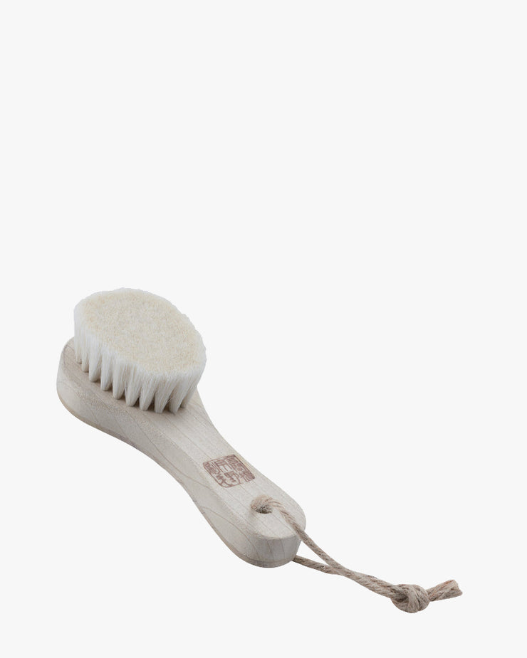 Japan Best Soft Handmade Face Brush - White / Natural | Japan Best Miscellaneous | JEANSTORE