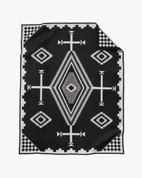 Pendleton Jacquard Unnapped Robe Wool Blanket - Los Ojos Black | Pendleton Lifestyle | JEANSTORE