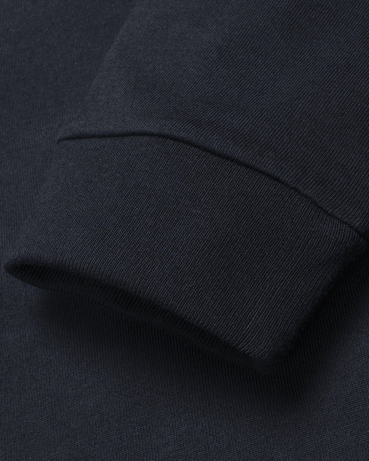 Carhartt WIP L/S Chase Tee - Dark Navy / Gold | Carhartt WIP T Shirts | JEANSTORE
