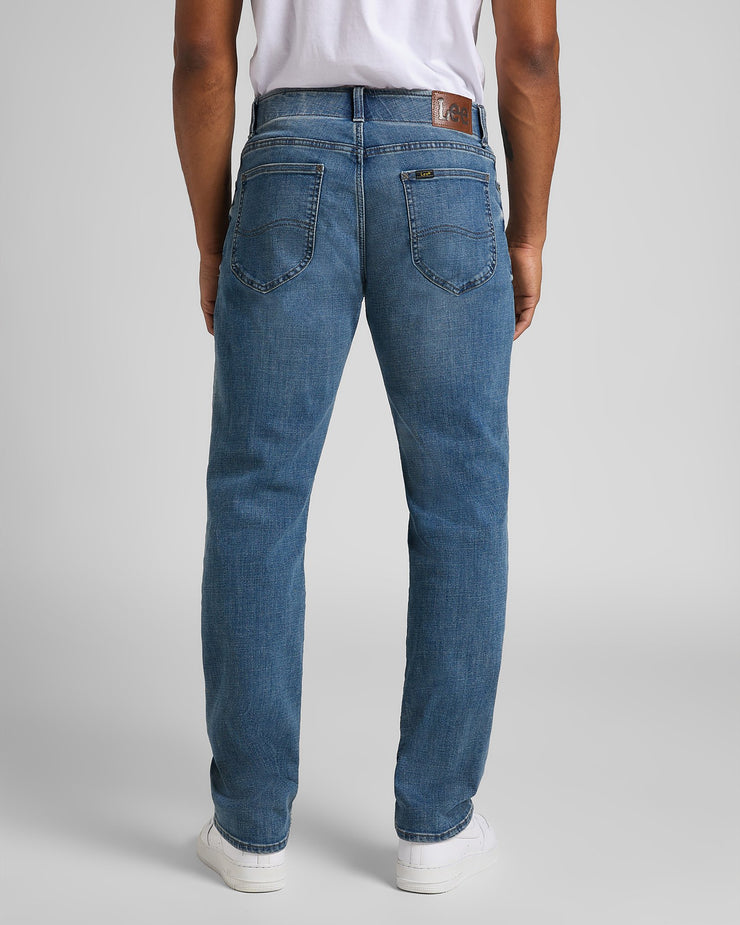Men's Extreme Motion MVP Straight Fit Tapered Jean