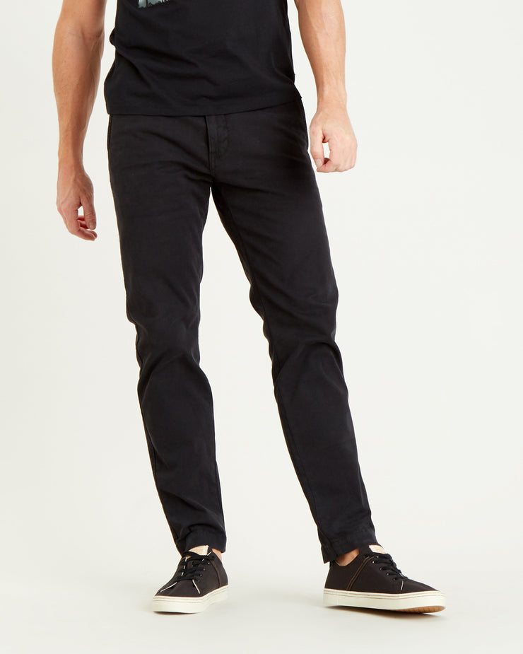 Levi's® XX Chino Standard II Regular Tapered Mens Chinos - Mineral Black Shady | Levi's® Chinos & Non-Denim Pants | JEANSTORE