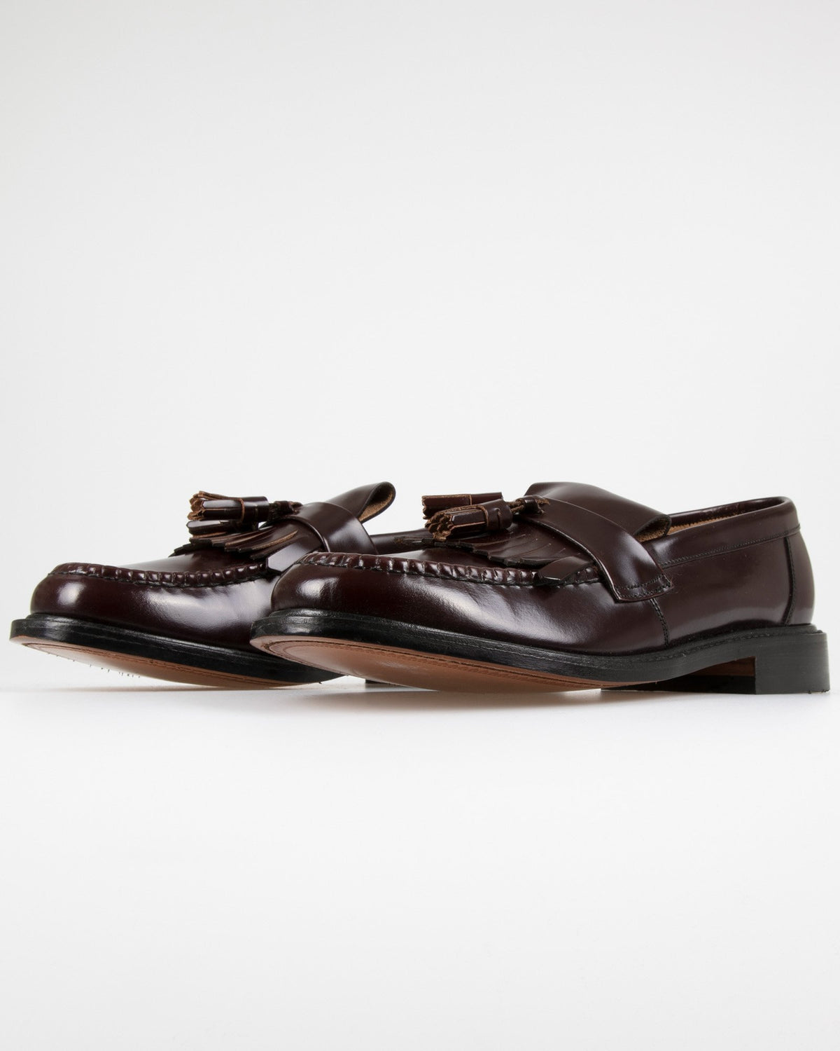 Loake Professional Brighton Polished Tassel Loafer - Oxblood | Loake Shoemakers Shoes | JEANSTORE